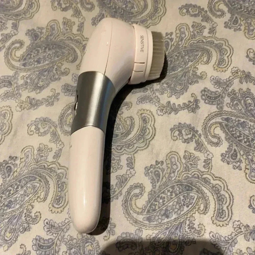 Silk’n‎ DermBeaute sonic vibration  brush